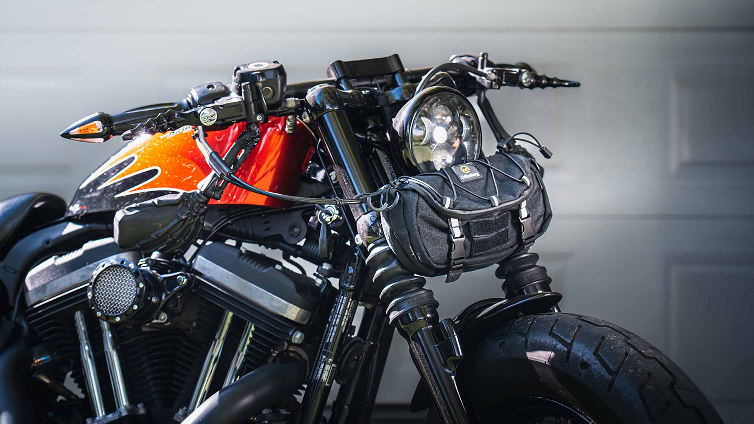 Valhalla motorcycle handlebar bag – Odinsberg