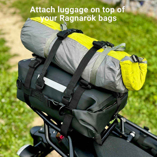 Ragnarök Cinch Straps V1 securing motorcycle luggage with quick-release buckles - motorcycle cinch straps